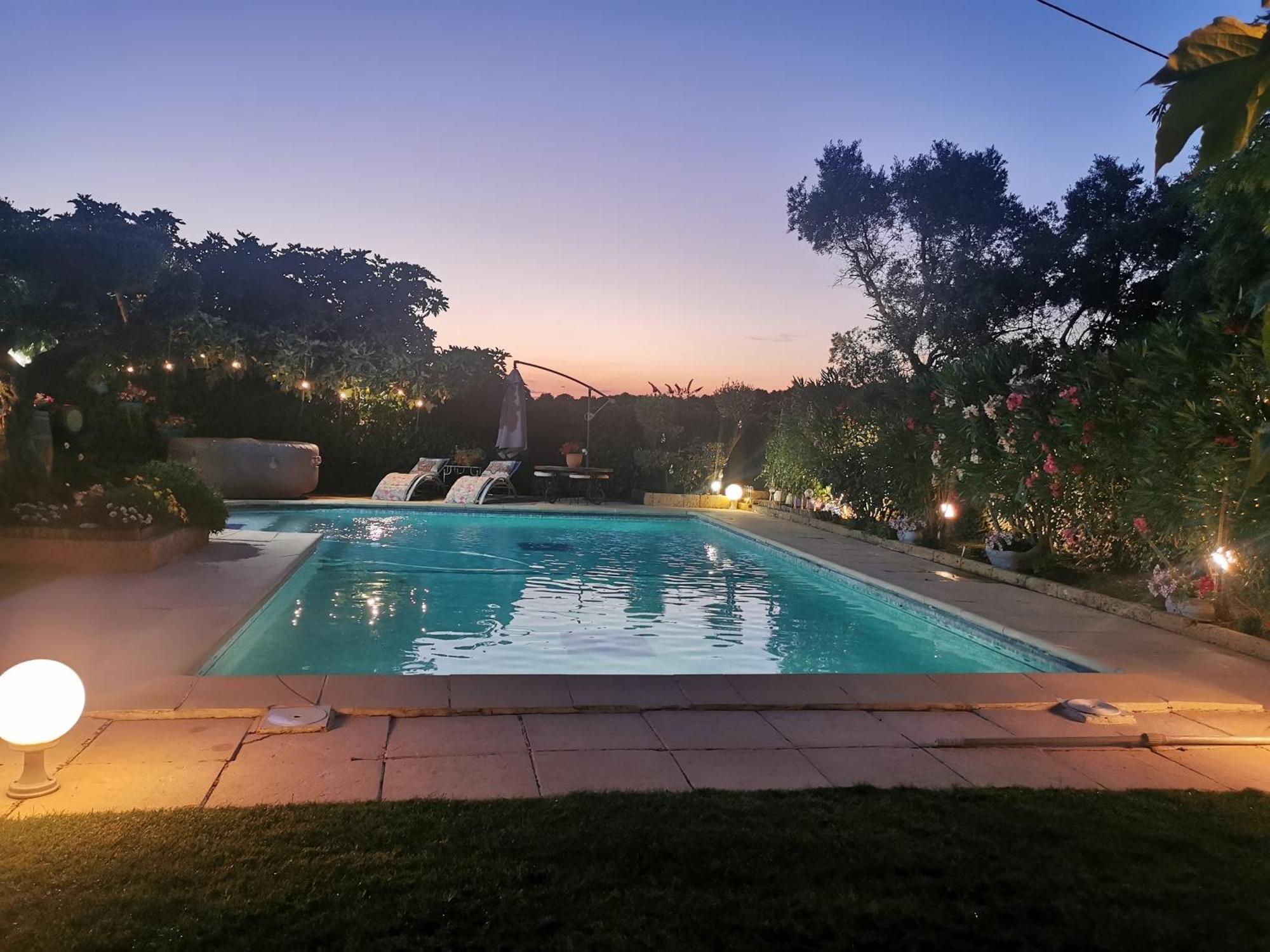 Le Jardin De Mae Apartment Bouc-Bel-Air Ngoại thất bức ảnh